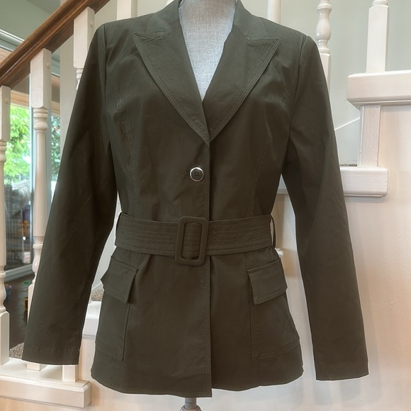 NWT. Dark
Green olive dress jacket - Picture 6 of 7